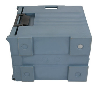 Container de transporte de alimentos frios azul com tampa desmontável com base em quatro rodas / design leve